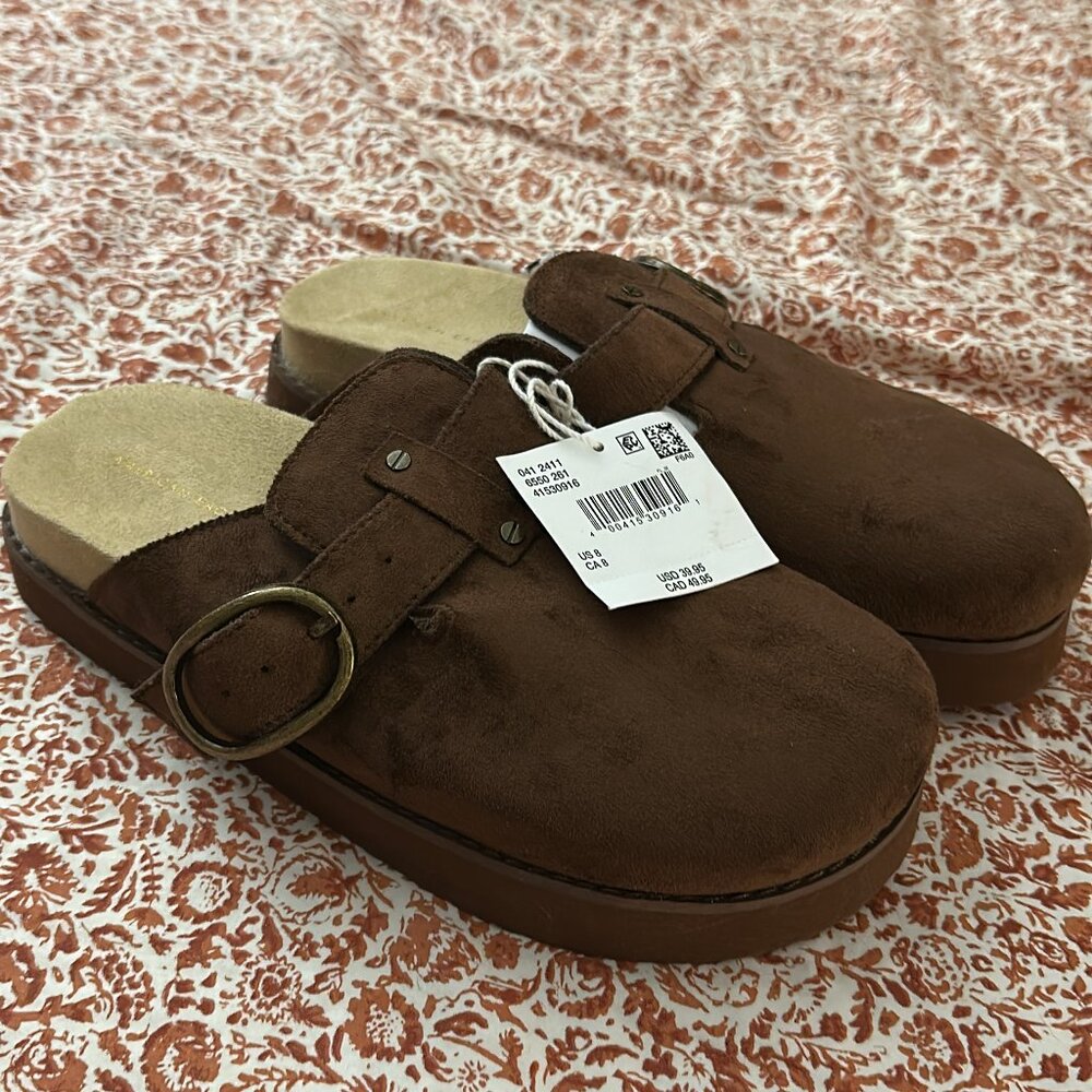 New American Eagle Clogs